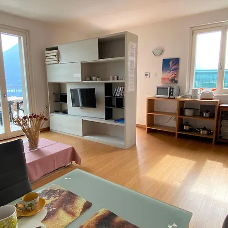 Apartman The Swallow - With Terrace View Argegno