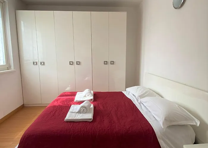 The Swallow - With Terrace View Apartamento *