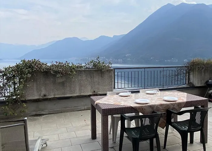 The Swallow - With Terrace View Apartamento *