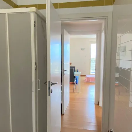 Lägenhet The Swallow - With Terrace View Argegno