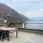 아파트 The Swallow - With Terrace View
